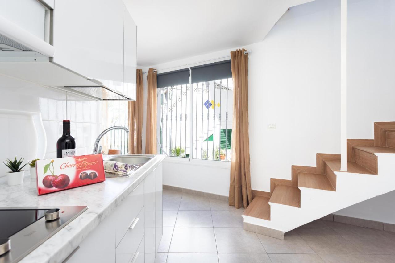Home2Book Triplex Disco Beach Las Americas, Terrace Arona  Eksteriør billede